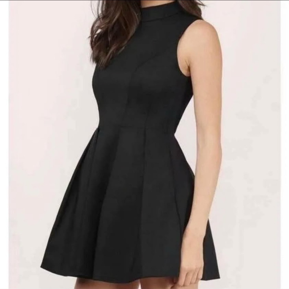 Tobi Black Sleeveless Dress